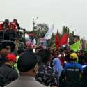 Dalam Bahaya, Gerakan Buruh Jakarta Konvoi Tolak Revisi UU Ketenagakerjaan