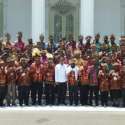 Janji Jokowi Kepada Papua, Beri Kesempatan Kerja 1.000 Sarjana Hingga Bangun Istana Presiden