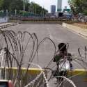 Mahasiswa Kecewa Area Depan Gerbang DPR Dibatasi Kawat Berduri
