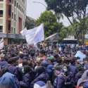 Ribuan Mahasiswa UIN Jakarta Menyerbu Gedung DPR