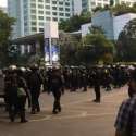 Upaya Persuasif Polri Bubarkan Pelajar Disambut Dengan Batu