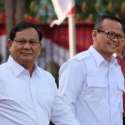 Berpakaian Putih, Prabowo Subianto Dan Orang Dekatnya Hadiri Undangan Istana