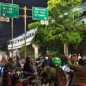 Tawuran Pecah Di Manggarai, Jadwal KRL Tersendat Jalanan Pun Macet