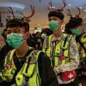 Kenakan Artibut Santa, Demonstran Hong Kong Unjuk Rasa Di Malam Natal