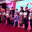 Megawati Berikan Trisakti Tourism Award Kepada Kepala Daerah