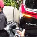 Pagar Dijaga Ketat, Mobil Alphard Masuk Gedung PDI Perjuangan
