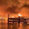 Kebakaran Hebat Di Dermaga Alabama, Delapan Tewas