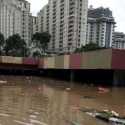 Meski Tanggung Jawab Pusat, Pemprov DKI Tetap Turun Tangan Sedot Banjir <i>Underpass</i> Kemayoran
