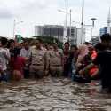 Banjir Karena Hujan Ekstrem, Eks Stafsus Presiden: Tak Mungkin Pemprov Tampung Hukum Fisika Sendirian