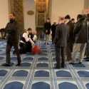 Imam Masjid London Ditikam Pria Tidak Dikenal