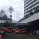 Gedung Nusantara III DPR Disterilkan, Perlahan Asap Mulai Menghilang