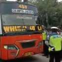 Hari Pertama PSBB DKI, Ditlantas Polda Metro Jaya Tindak Bus Yang Angkut Banyak Penumpang