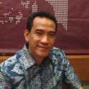 Sosok Idealis, Rugi Besar Presiden Jokowi Buang Refly Harun