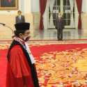 Untuk Kedua Kalinya, Jokowi Lantik Manahan Sitompul Sebagai Hakim Konstitusi