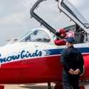 Pesawat Jet Aerobatik Angkatan Udara Kanada Jatuh Menimpa Rumah Warga, Seorang Awak Tewas