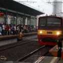 Hindari Penumpukan Penumpang, Pemerintah Sediakan Bus Bagi Penumpang KRL