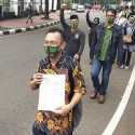 Puluhan Aktivis ProDEM Longmarch Menuju Gedung MK Ajukan Judicial Review UU Corona