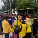 Aksi Mahasiswa Di Gedung DPR: Rezim Jokowi Jadikan Corona Momentum Ekspolitasi Rakyat