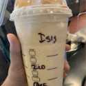 Gelasnya Ditulisi 'ISIS', Muslimah AS Tuntut Karyawan Starbucks Atas Diskriminasi