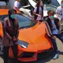 Sopiri Risma Naik Lambo, <i>Crazy Rich</i> Surabaya Ini Mendadak Grogi