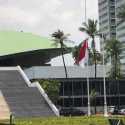 Bendera Setengah Tiang Berkibar Di Gedung Parlemen, Ini Kata Pimpinan DPR