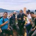 Meski Sedang Puasa Sunnah, Cawagub Sumbar Audy Mendaki Bukit Nobita Untuk Hadiri Syukuran