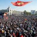 Aksi Protes Makin Tak Terkendali, Para Pengunjuk Rasa Di Kyrgyzstan Bebaskan Mantan PM Dan Presiden
