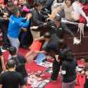 Debat Sengit Soal Impor, Usus Babi Pun Beterbangan Di Gedung Parlemen Taiwan