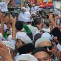 Iwan Fals Takjub Penjemputan Habib Rizieq Membludak