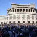 Aksi Unjuk Rasa Tuntut Mundur Perdana Menteri Armenia, Ribuan Pendemo Teriakkan: Nikol Pengkhianat!