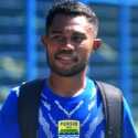 Liga 1 Tak Kunjung Bergulir, Bek Persib Pun Jualan Sepatu