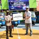 Rangkaian HUT Lalu Lintas, Korlantas Polri Bagikan Ribuan Sembako Untuk Komunitas Sopir Bajaj