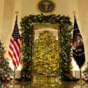 Melania Trump Ungkap Makna Mendalam Tema Natal Terakhir Keluarga Trump Di Gedung Putih, 'America The Beautiful'