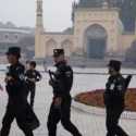 HRW: Polisi China Tandai Warga Uighur Sebelum Mereka Ditahan Di Kamp