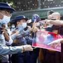 Demonstran Myanmar Bentrok Dengan Aparat, Tuntut Pengadilan Segera Sidangkan Kasus Biksu Radikal Ashin Wirathu