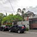 Empat Mobil Penyidik KPK Parkir Di Rumah Ihsan Yunus, Lakukan Penggeledahan?