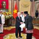 Serahkan Surat Kepercayaan Kepada Presiden Vietnam, Dubes RI Denny Abdi Resmi Bertugas