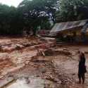 Banjir Bandang Di Kabupaten Lembata, 11 Orang Meninggal Dan 16 Dinyatakan Hilang