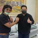 Beredar Foto Jabat Tangan Dengan Erick Thohir, Begini Penjelasan Adian Napitupulu
