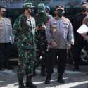 Panglima TNI Dan Kapolri Tinjau Sentra Vaksinasi Dan Penerapan PPKM Darurat Di Kota Bandung