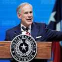 Tolak Mandat Gubernur Abbot, Dua Maskapai Texas Tetap Wajibkan Karyawan Divaksinasi
