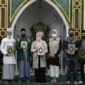 Perkuat Pendidikan Agama di Masyarakat, PPP Wakaf Ratusan Alquran ke Masjid di Tasikmalaya