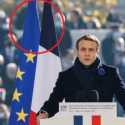 Presiden Macron Sudah Modifikasi Bendera Prancis, Seperti Apa?