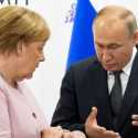 Lewat Telepon, Putin Beri Salam Perpisahan untuk Angela Merkel