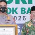 Dianggap Mengayomi Aktivis, Akbar Tandjung Anugerahi Irjen Mohammad Iqbal