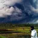 Semeru Erupsi, Ekonomi Warga di 2 Kabupaten Langsung Terdampak