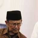Habibie Versus Jokowi