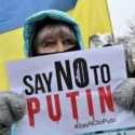 Dukung Protes di Kazakhstan, Pengunjuk Rasa Ukraina: <i>Say No To Putin!</i>