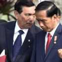 Tiga Cara Jokowi Tetap Kuasai Istana Tanpa Tunda Pemilu 2024, Salah Satunya Jadi Wapres LBP