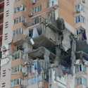 Rudal Rusia Serang Kota Kiev, Hancurkan Gedung Apartemen